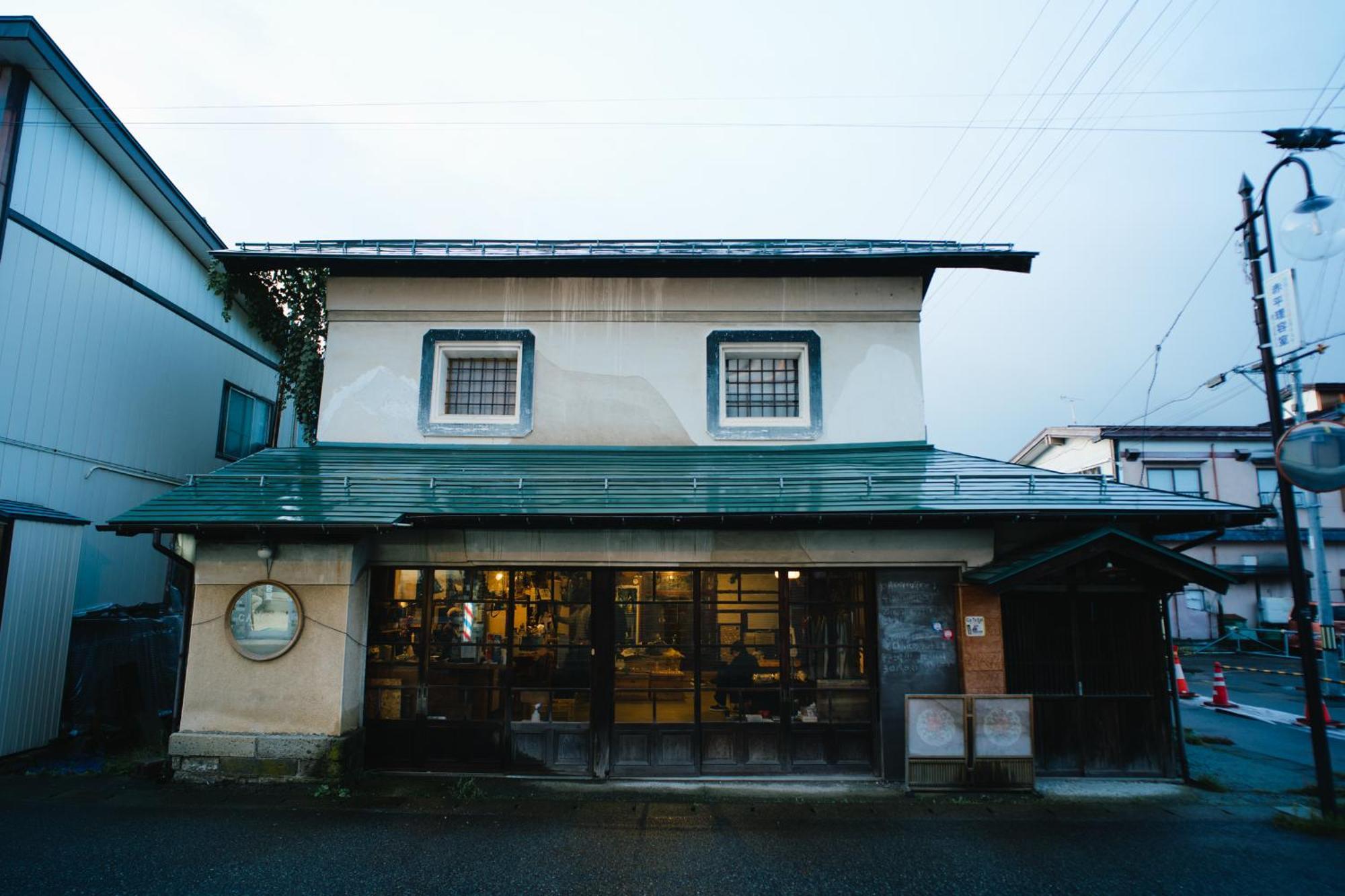 Hostel&Bar Camosiba Yokote Bagian luar foto